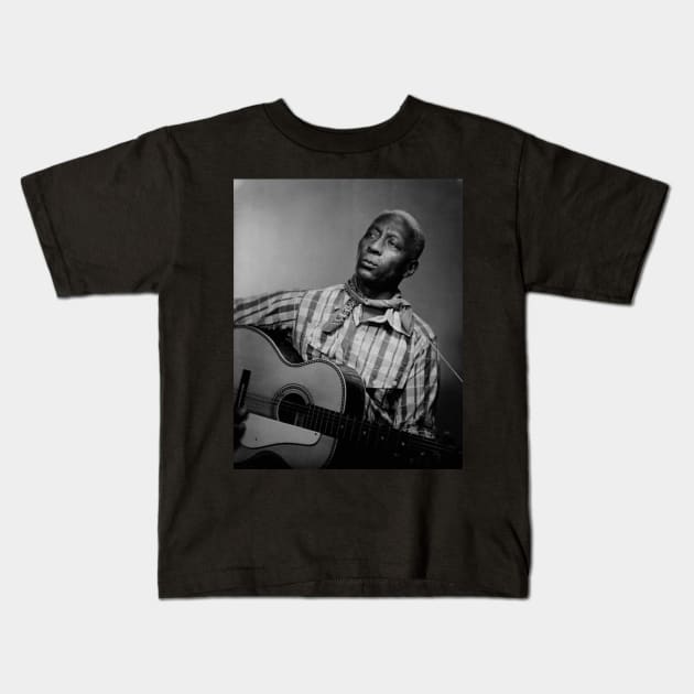 Young Leadbelly with guitar Kids T-Shirt by YoungsPrintShop